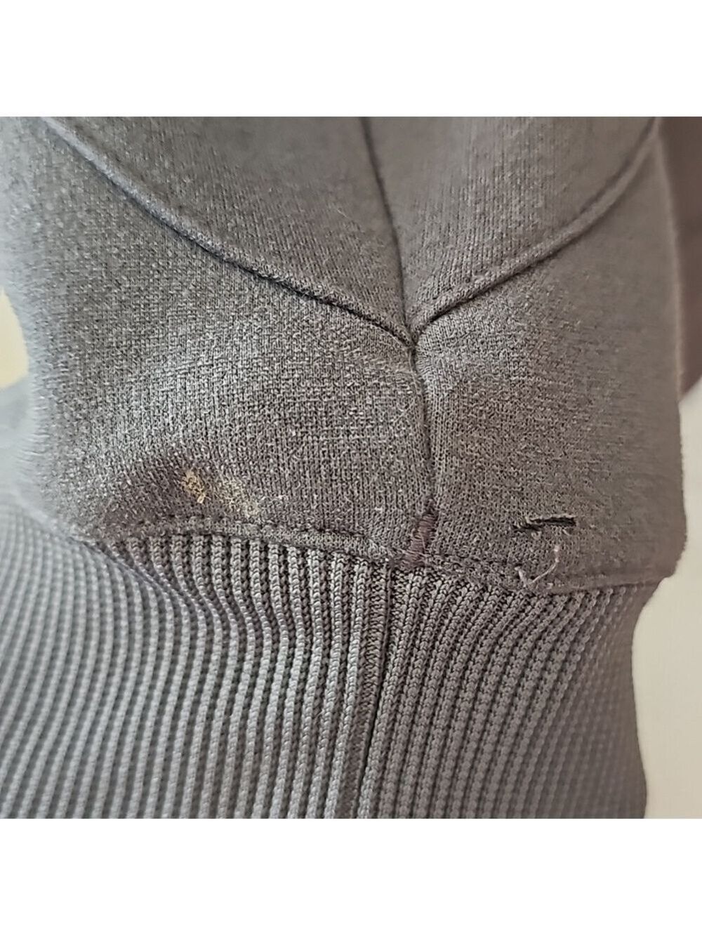 Under Armour Full Zip Hoodie Jacket - Picture 9 of 11